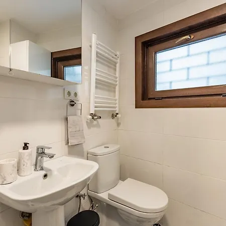 Private Building W Terrace Walk To Taksim & 6 Guests *