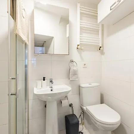 Private Building W Terrace Walk To Taksim & 6 Guests * Istanbul