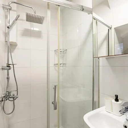 Prázdninový dům Private Building W Terrace Walk To Taksim & 6 Guests