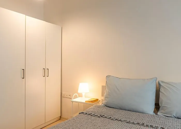 Private Building W Terrace Walk To Taksim & 6 Guests * 伊斯坦布尔