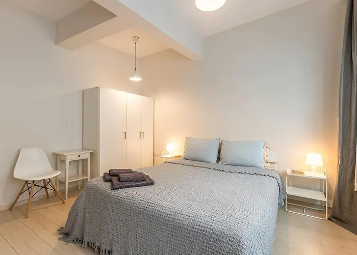 Private Building W Terrace Walk To Taksim & 6 Guests 度假居 *