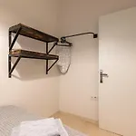 Feriehus Private Building W Terrace Walk To Taksim & 6 Guests *